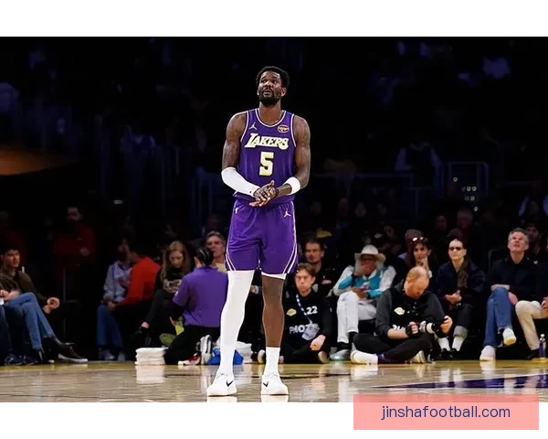 NBA罚款风波 庄神动作萨格斯扔牙套各被罚两万五千美元